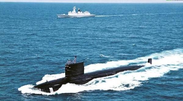 印美日三国派航母联合军演 或针对中潜艇