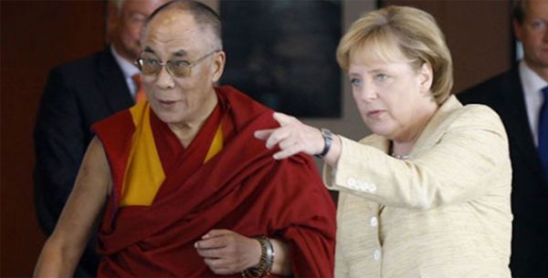 安格拉·默克爾於2007年成為第一位在柏林總理府與達賴喇嘛見面的德國總理 照片/ ABC照片