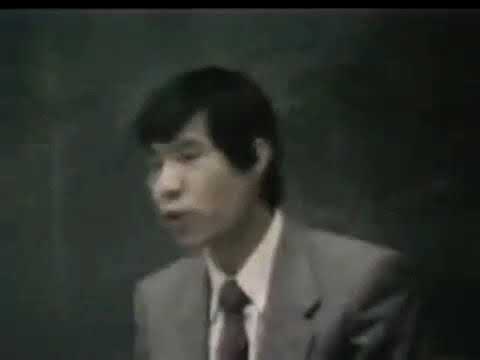 王炳章博士1982年11月24日代表《中国之春》在哥伦比亚大学演讲 二百个座位挤满四百名听众……