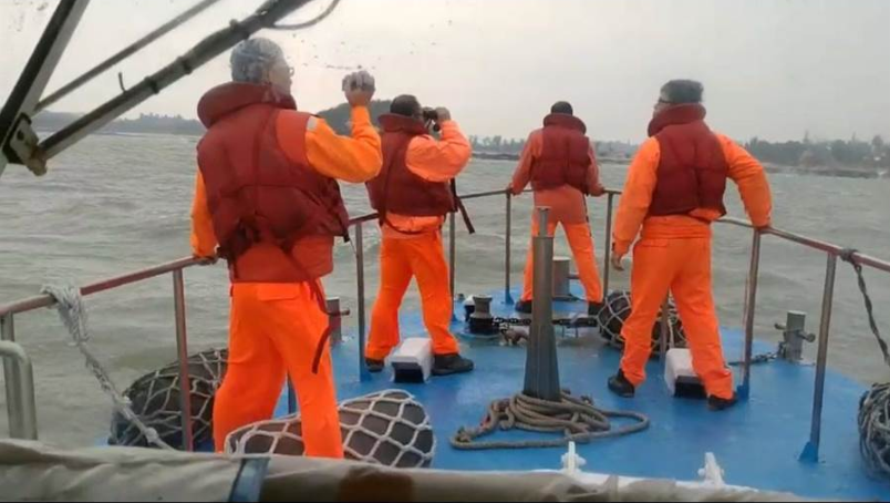 大陸漁船在金門馬山海域翻覆 船上5人全部落水失蹤
