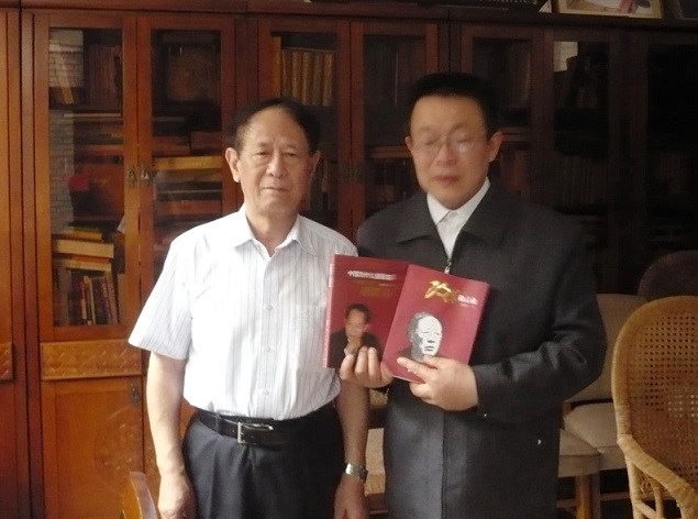 5-胡德平和俞梅荪.JPG