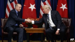 美国总统川普和土耳其总统埃尔多安在纽约举行会谈 (2017年9月21日)