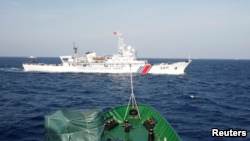 一艘中国海岸警卫队船只出现在南中国海靠近越南的区域